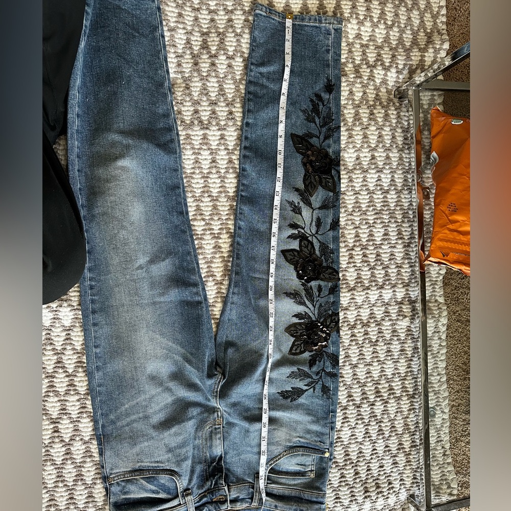 Kaos jeans